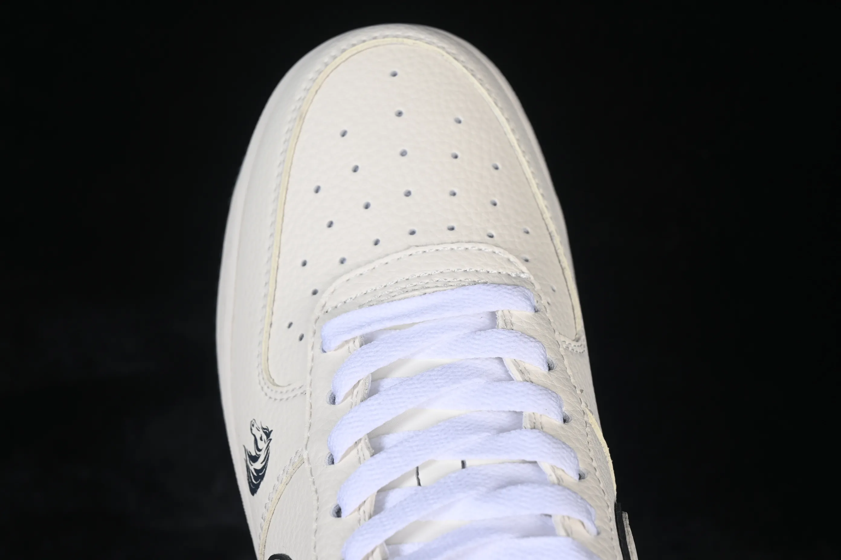 All categories Nk Air Force 1 Air Force series Nk Air Force 1 Low Air Force low-top Nike Air Force 1'07 Low Year of the Horse limited edition Air Force 1 low-top casual sneakers DN1688-821